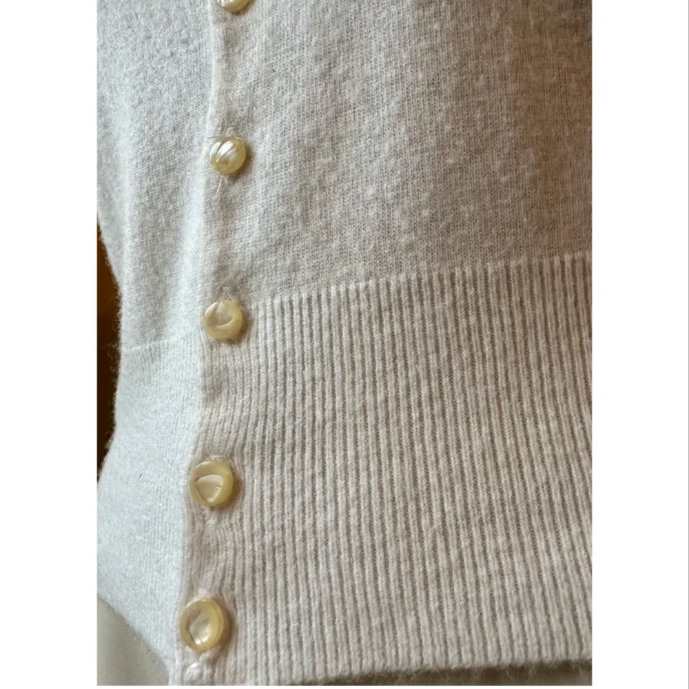 Schiaparelli vintage embellished cashmere cardigan, circa 1950s - Picture 6 of 11
